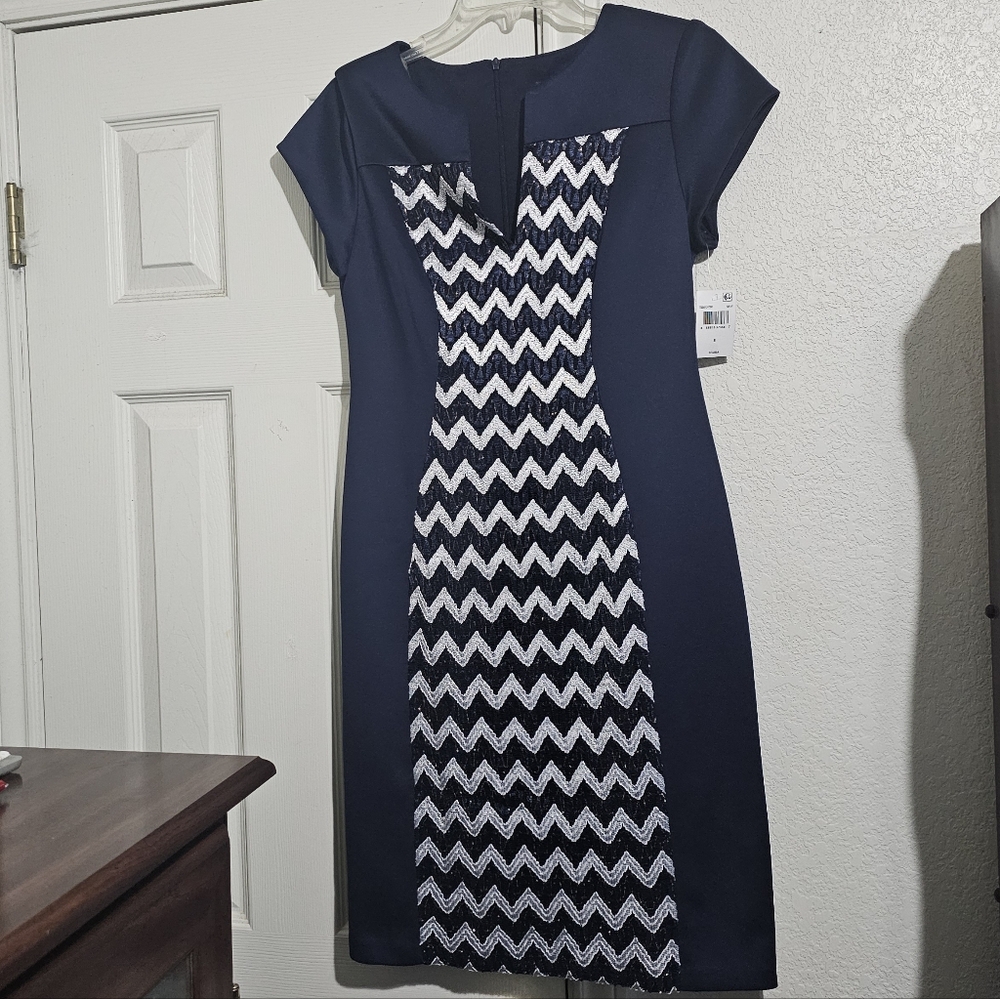 Connected Apparel Dress - Picture 2 of 3